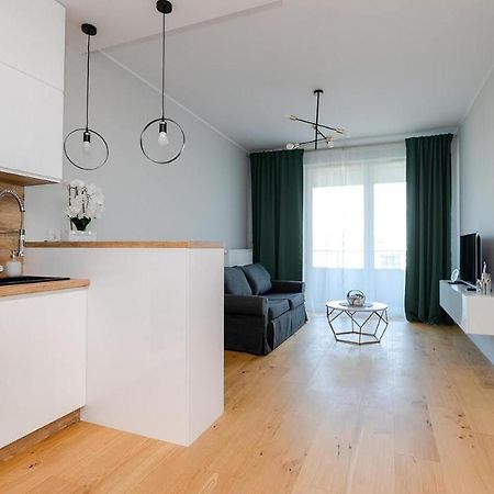 Ferienwohnung Apart D&K Free Parking Komputerowa 8 Warschau Exterior foto